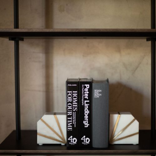 Cerra Livros marble II
