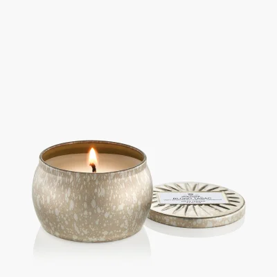 Vela de lata Blond Tabac Mini - voluspa - Image 3