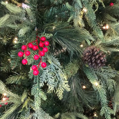 Árvore de Natal – 2,40 x 1,29 x 1,29